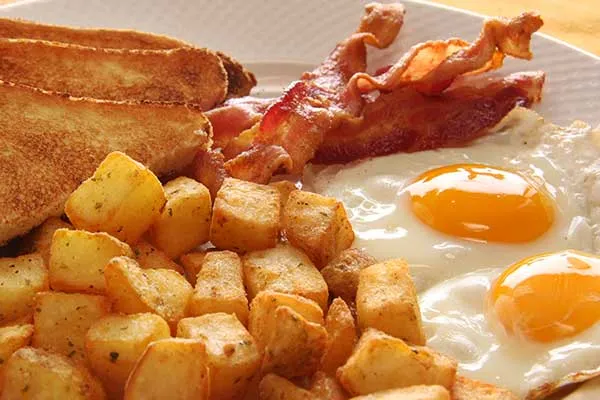 Chatham Breakfast, Toast, bacons, eggs and hash browns